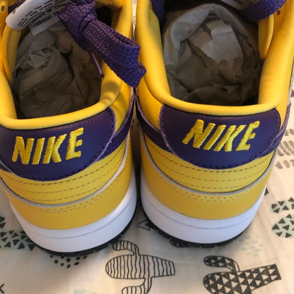 Nike Dunk Low Customized Los Angeles Lakers Shoes Size 10 - Picture 3 of 11